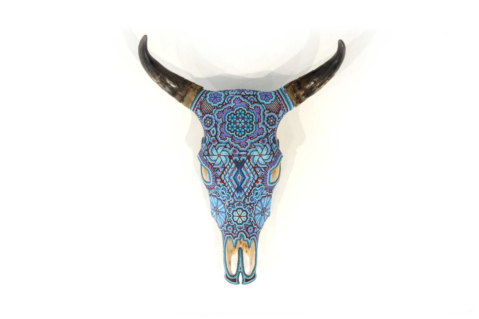 Cráneo de vaca Arte Huichol - Haramara - Arte Huichol - Marakame