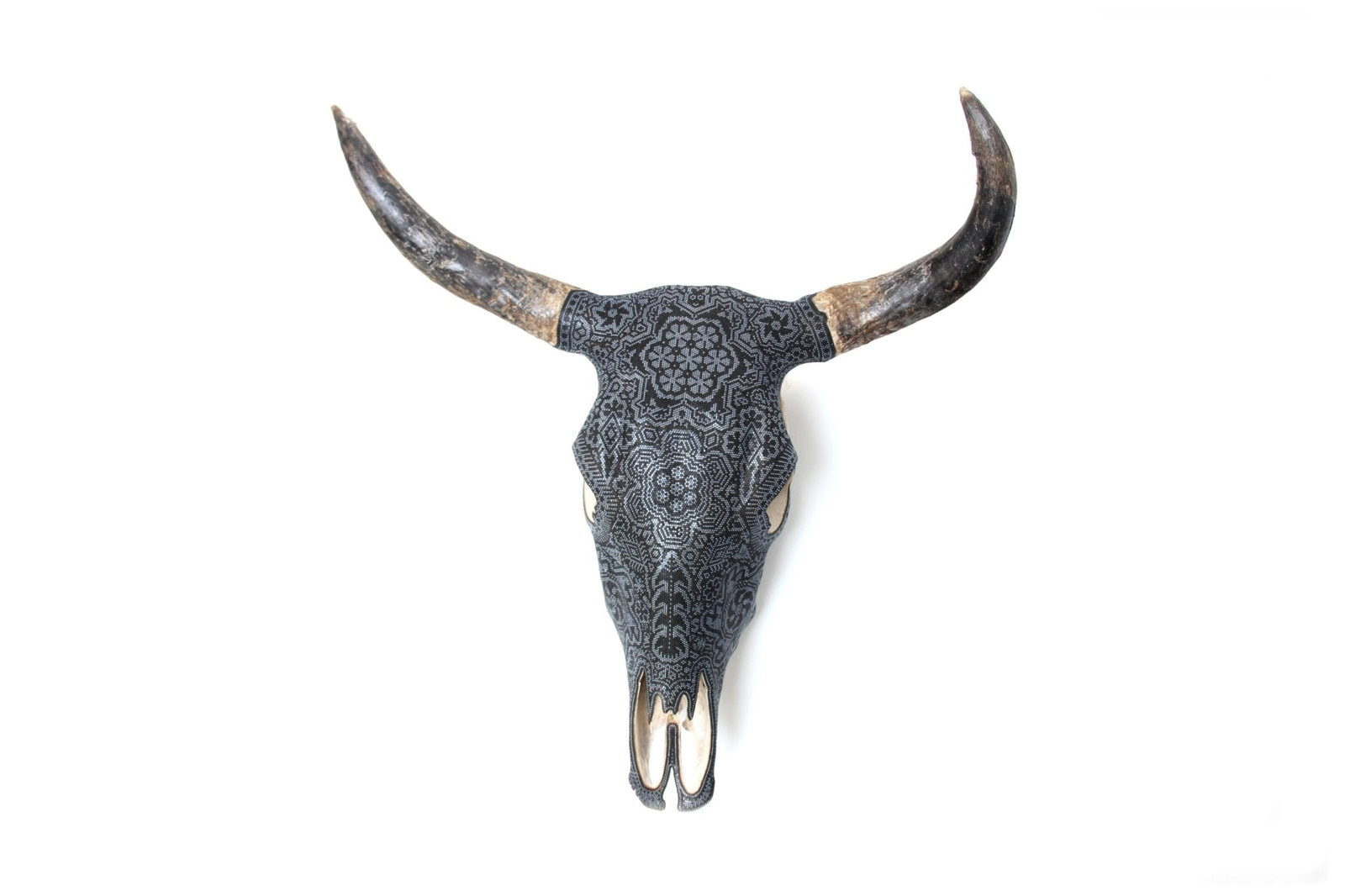 Cráneo de vaca Arte Huichol - Hikuri - Arte Huichol - Marakame