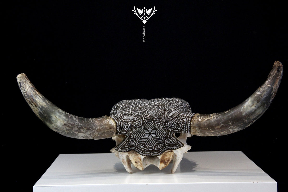 Craneo de vaca Arte Huichol - Hikuri I - Arte Huichol - Marakame