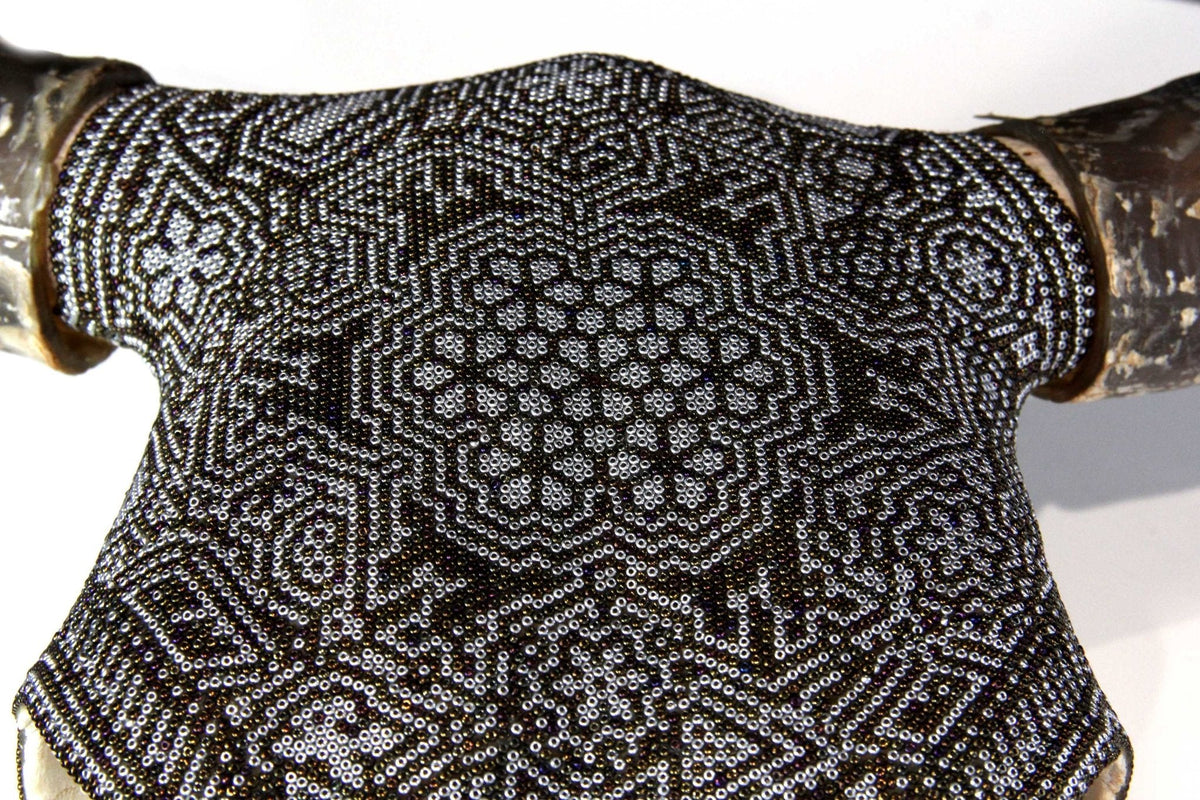 Craneo de vaca Arte Huichol - Hikuri I - Arte Huichol - Marakame