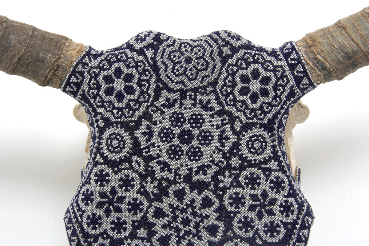 Cráneo de vaca Arte Huichol - Jícuri - Arte Huichol - Marakame