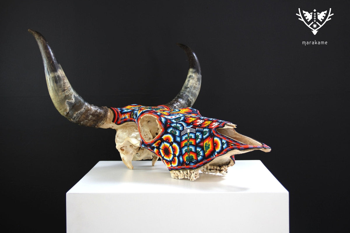 Cráneo de vaca Arte Huichol - Maxa kuaxi - Arte Huichol - Marakame