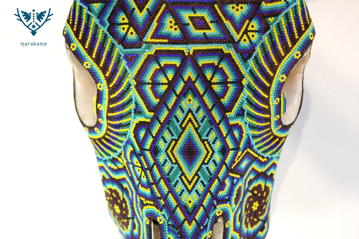 Cráneo de vaca Arte Huichol - Tatéi Hikuri - Arte Huichol - Marakame