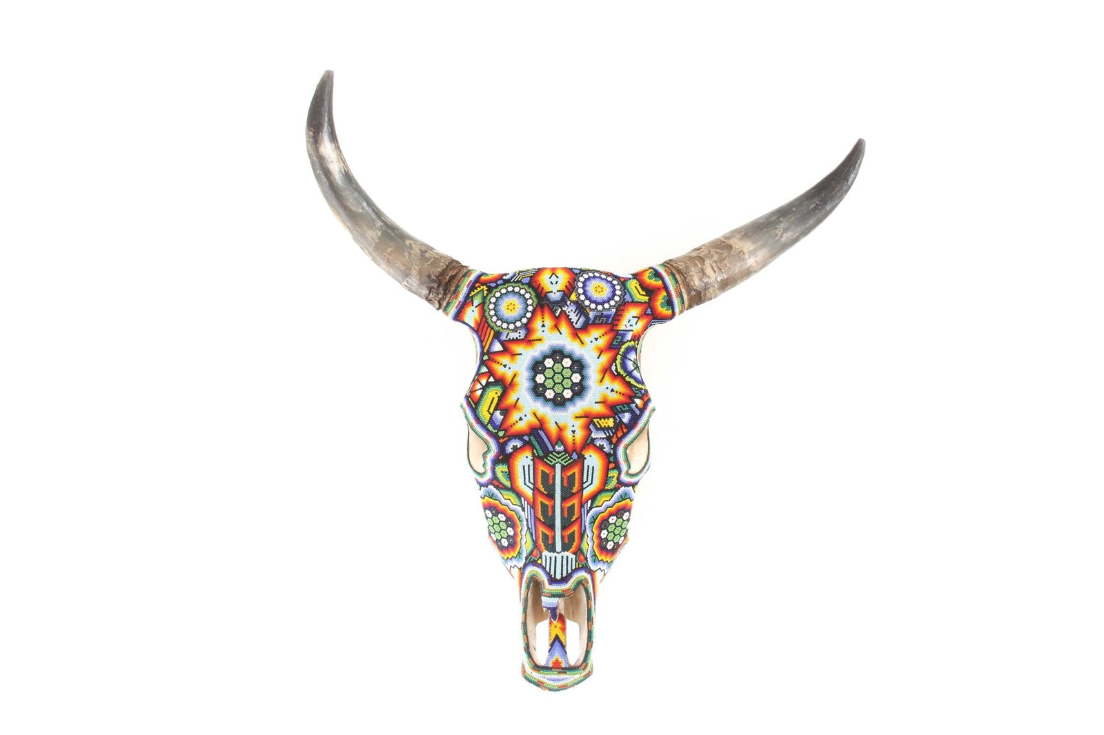 Cráneo de vaca Arte Huichol - Tatei Matinieri II - Arte Huichol - Marakame