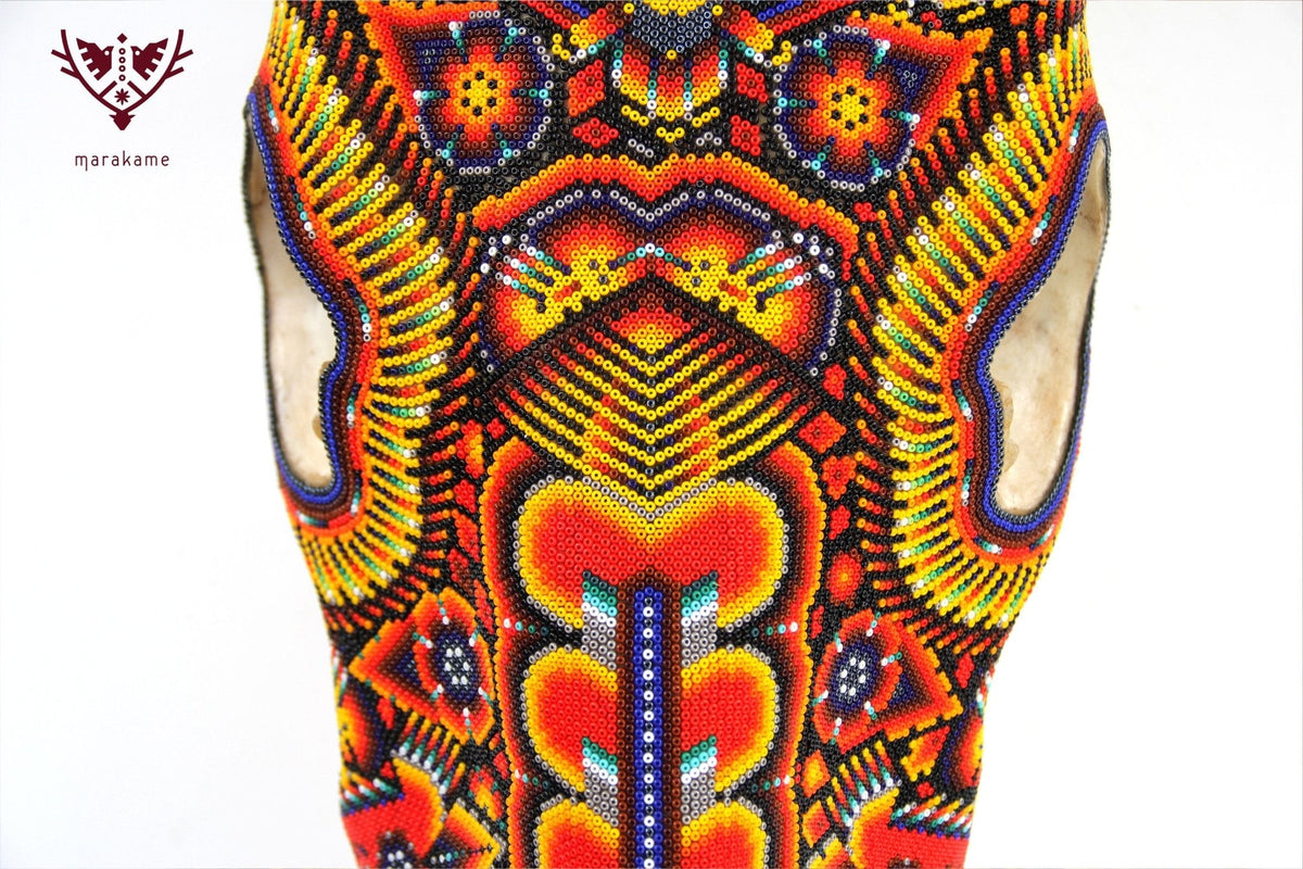 Cráneo de vaca Arte Huichol - Tuutú - Arte Huichol - Marakame
