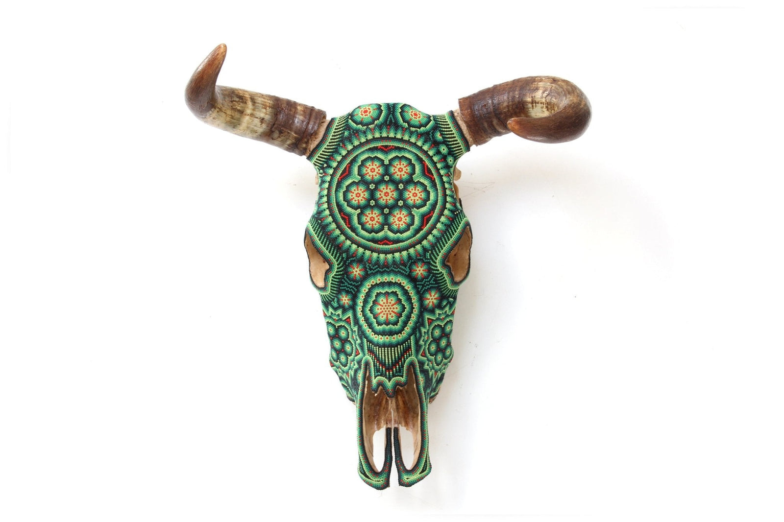 Cráneo de vaca Arte Huichol - Tuutú II - Arte Huichol - Marakame