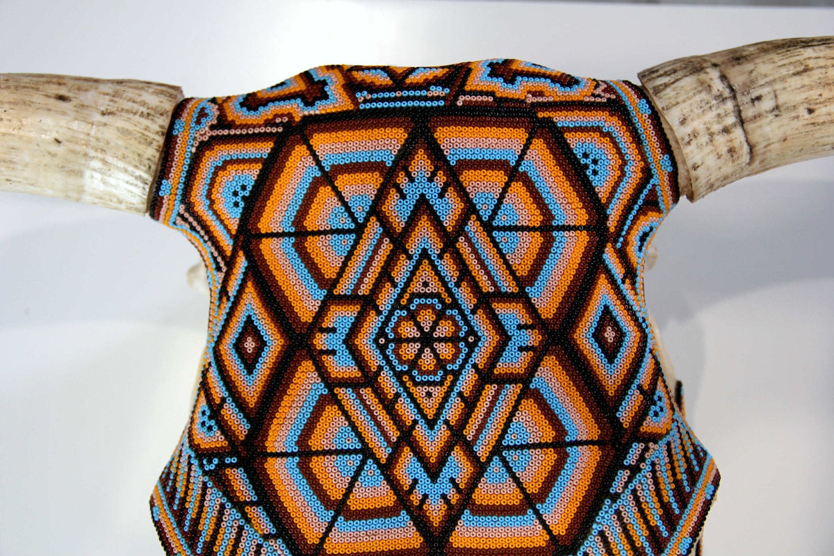 Cráneo de vaca Arte Huichol - Xurawe - Arte Huichol - Marakame