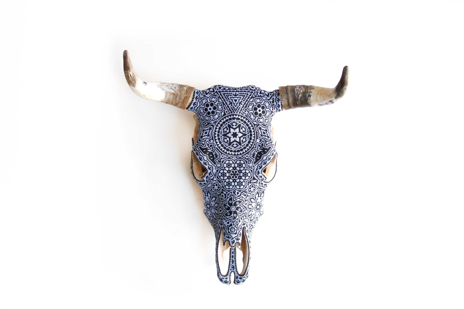 Cráneo de vaca Arte Huichol - Xurawe I - Arte Huichol - Marakame
