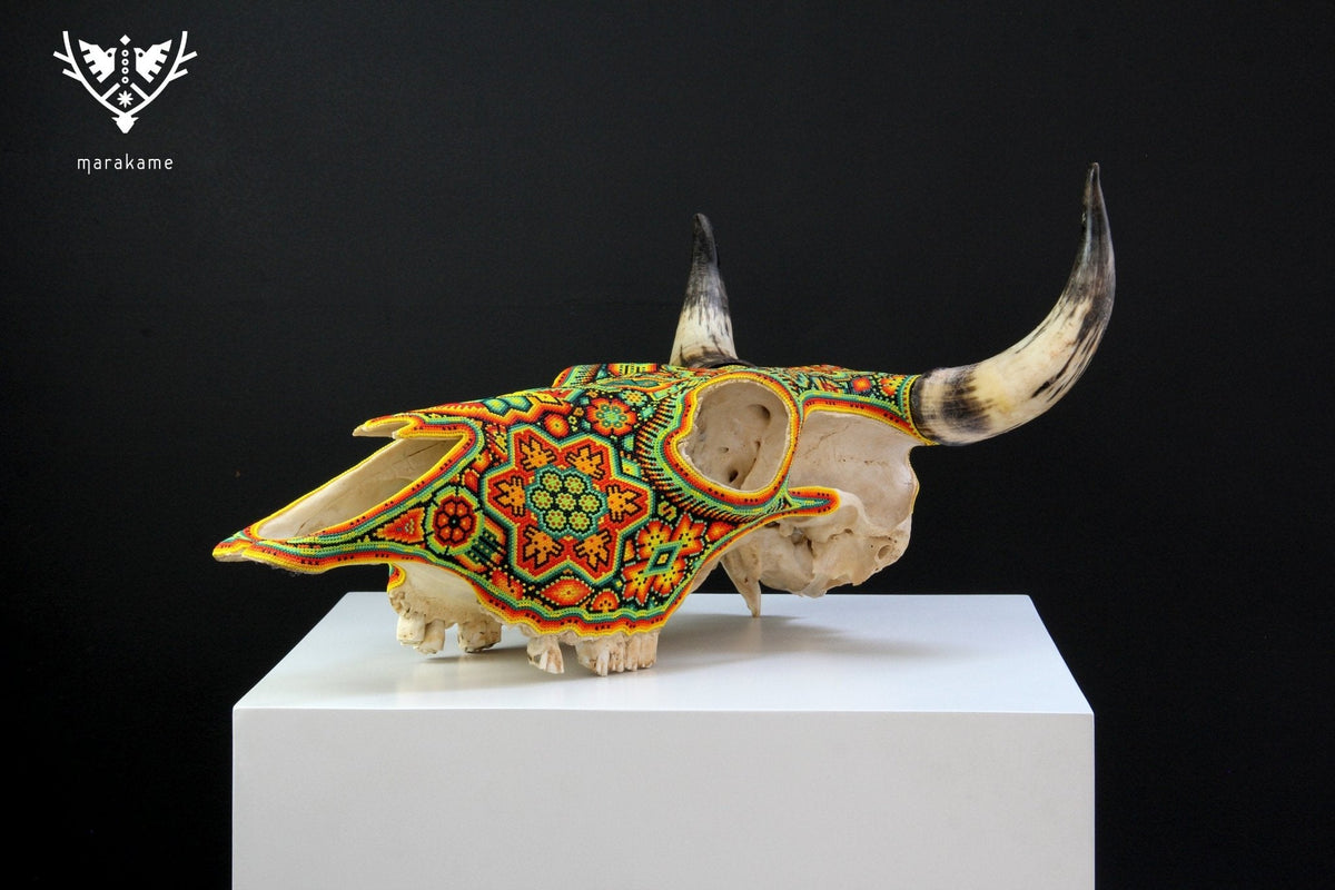 Cráneo de vaca Arte Huichol - Xurawe I - Arte Huichol - Marakame