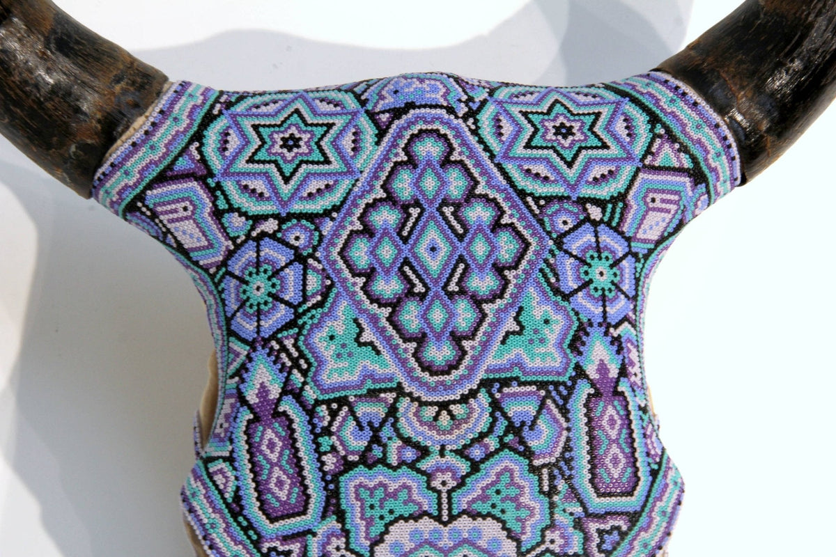 Cráneo de vaca Arte Huichol - Xurawe II - Arte Huichol - Marakame