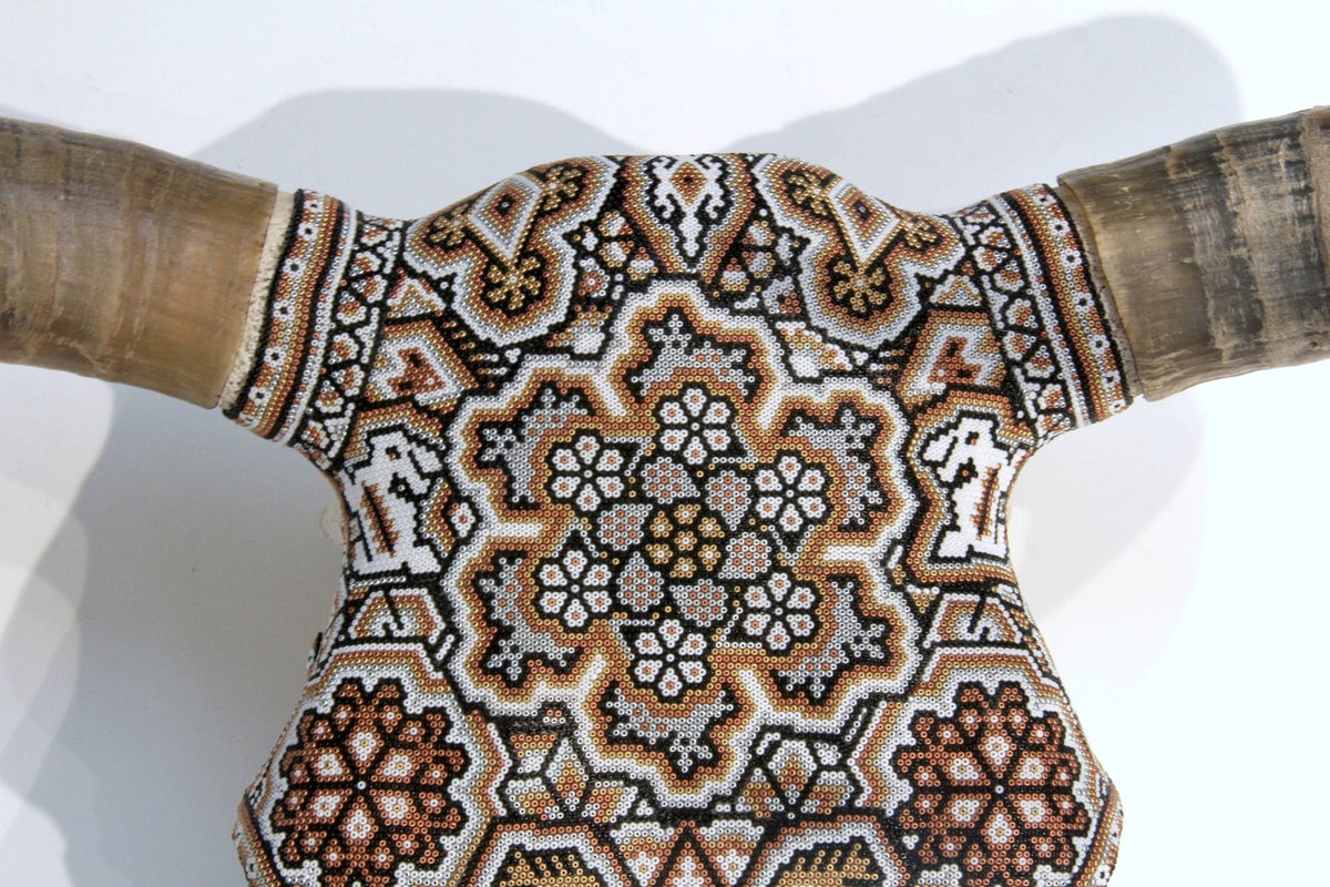 Cráneo de vaca Arte Huichol - Xurawe III - Arte Huichol - Marakame