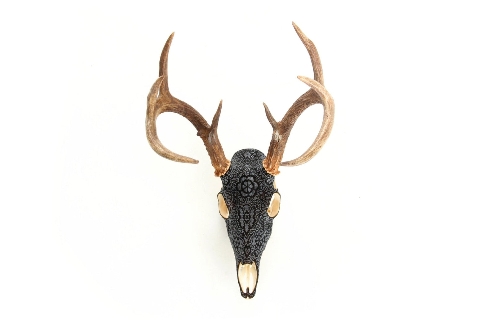 Cráneo de Venado Arte Huichol - Tatewari - Arte Huichol - Marakame