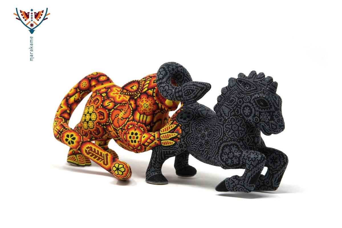 Escultura Arte Huichol - Cacería de caballo - Tura hirie - Arte Huichol - Marakame