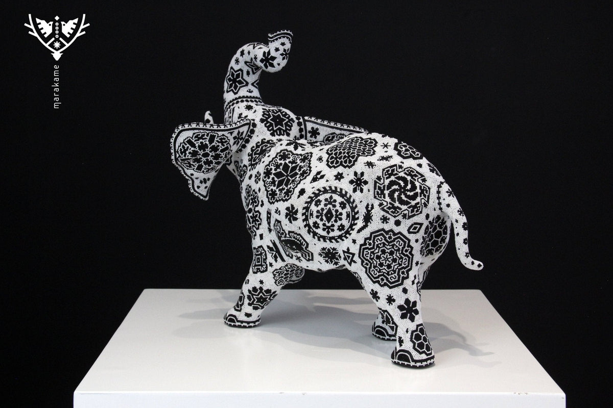 Escultura Arte Huichol - Elefante Xurawe - Arte Huichol - Marakame