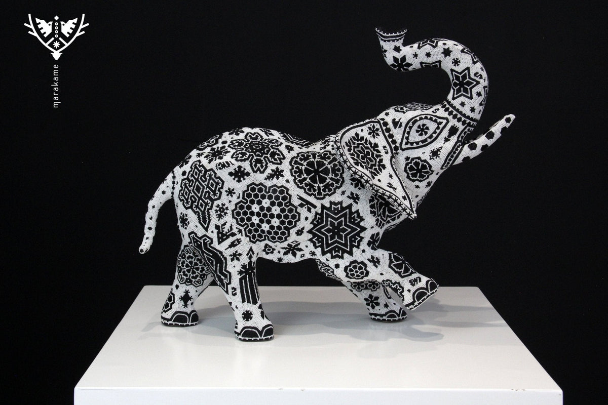 Escultura Arte Huichol - Elefante Xurawe - Arte Huichol - Marakame