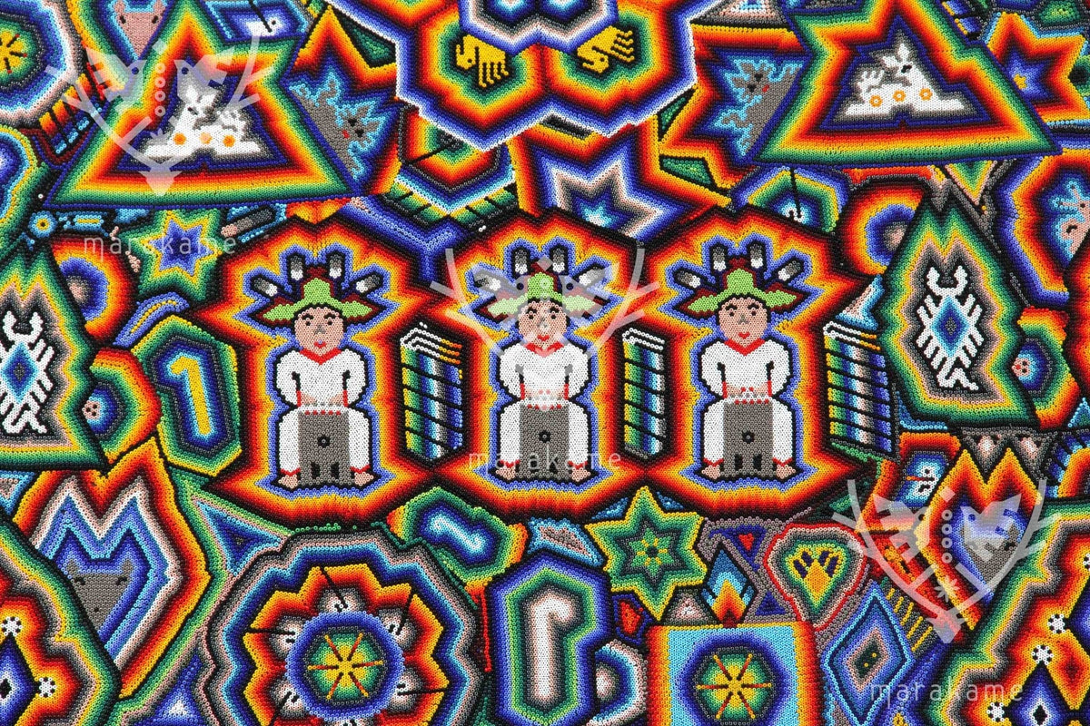 Nierika de Chaquira Circulo Huichol - Los tres Marakate - 120 cm. - Arte Huichol - Marakame