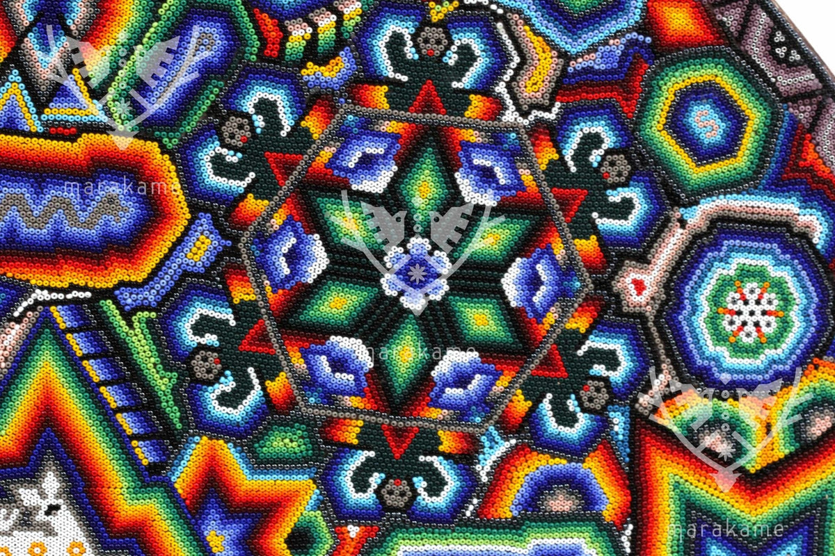 Nierika de Chaquira Circulo Huichol - Los tres Marakate - 120 cm. - Arte Huichol - Marakame