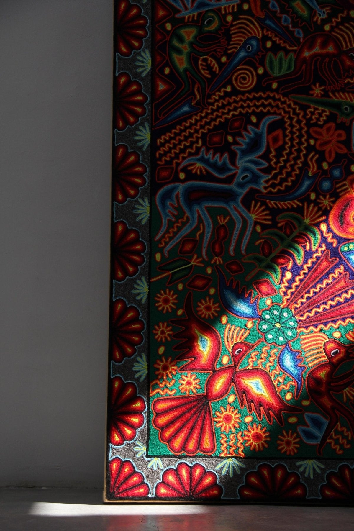 Nierika de Estambre Cuadro Huichol - Tatéi Neixa - 200 x 200 cm. - Arte Huichol - Marakame