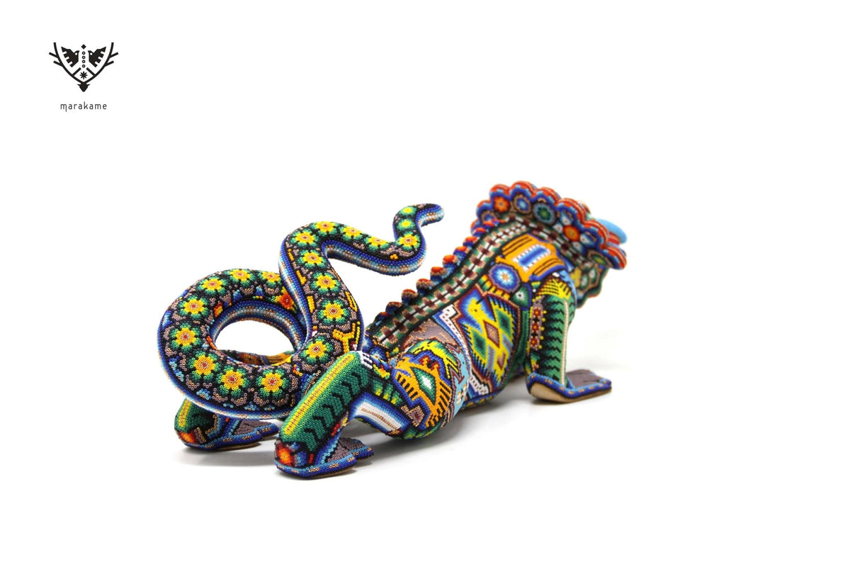 Escultura de copal - Cuxéya - Arte Huichol - Marakame